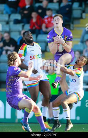 Newcastle, Royaume-Uni. 08th juillet 2022. NEWCASTLE UPON TYNE, ROYAUME-UNI. 8th JUIL Sam Halsall de Newcastle Thunder prend une balle haute lors du match DE championnat DE BETFRED entre Newcastle Thunder et Bradford Bulls à Kingston Park, Newcastle, le vendredi 8th juillet 2022. (Credit: Chris Lishman | MI News) Credit: MI News & Sport /Alay Live News Banque D'Images