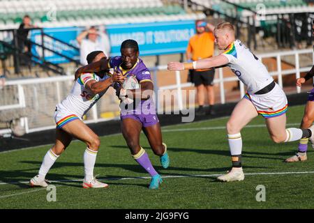 Newcastle, Royaume-Uni. 08th juillet 2022. NEWCASTLE UPON TYNE, ROYAUME-UNI. 8th JUIL Gideon Boafo de Newcastle Thunder en action pendant le match de championnat DE BETFRED entre Newcastle Thunder et Bradford Bulls à Kingston Park, Newcastle, le vendredi 8th juillet 2022. (Credit: Chris Lishman | MI News) Credit: MI News & Sport /Alay Live News Banque D'Images