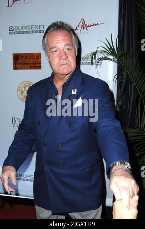 MIAMI BEACH, FL - 04 NOVEMBRE : Tony Sirico, star des Sopranos, sur South Beach. On 4 novembre 2011 à Miami Beach, Floride. Personnes: Tony Sirico crédit: Storms Media Group/Alay Live News Banque D'Images