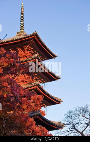 Pagode de cinq étages au temple Homonji à Ikegami, Tokyo, Japon Banque D'Images