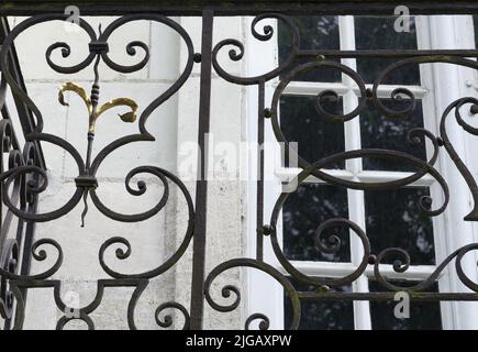 Balcon en fer forgé à Nantes, France Banque D'Images