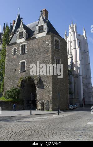 Bâtiment à Nantes, architecture classique, porte saint-pierre, porte saint-pierre Banque D'Images