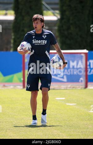 Primiero, Italie. 09th juillet 2022. Gabriele Cioffi pendant la retraite d'été pré-championnat de Hellas Verona, Primiero, Veneto, Italia, 9 Jul 2022 (photo par AllShotLive/Sipa USA) Credit: SIPA USA/Alay Live News Banque D'Images