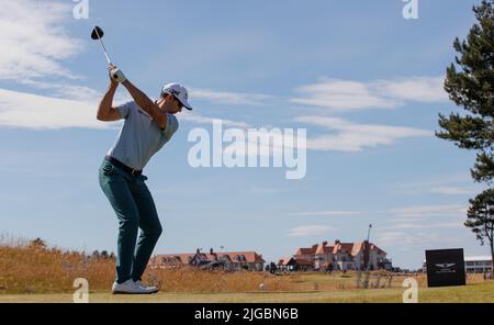 Cameron Tringale sur le tee 2nd pendant le troisième jour de l'Open d'Écosse Genesis au Renaissance Club, North Berwick. Date de la photo: Samedi 9 juillet 2022. Banque D'Images