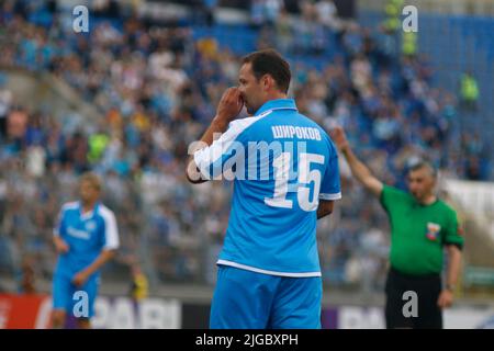 Saint-Pétersbourg, Russie. 08th juillet 2022. Roman Shirokov (No.15) de Zenit vu pendant le match de Paris des légendes entre Zenit Saint-Pétersbourg et Spartak Moscou au stade Petrovsky. Score final; Zenit 2:0 Spartak. (Photo de Maksim Konstantinov/SOPA Images/Sipa USA) crédit: SIPA USA/Alay Live News Banque D'Images