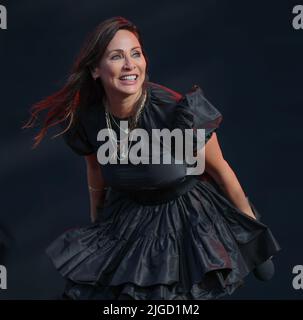 Lytham, Lancashire, Royaume-Uni. 9th juillet 2022. Natalie Imbruglia chante en direct au Lytham Festival 9July 2022 crédit: Sharon Dobson/Alamy Live News Banque D'Images