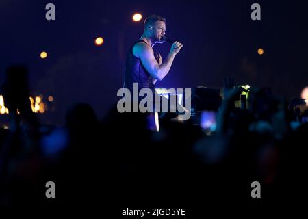 9 juillet 2022, Lisbonne, Portugal : Dan Reynolds chanteur du groupe américain imagine Dragons se produit au cours du quatrième jour du festival de musique nos Alive 2022 à Lisbonne, au Portugal, sur 9 juillet 2022. (Image de crédit : © Pedro Fiuza/ZUMA Press Wire) Banque D'Images