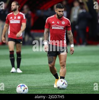 Atlanta, Géorgie, États-Unis. 9th juillet 2022. L'avant-plan Uni d'Atlanta Dom Dwyer (4) avant le début d'un match de football de grande ligue entre Atlanta United et Austin FC sur 9 juillet 2022 à Atlanta, Géorgie. Austin a gagné 3-0. (Credit image: © Scott Coleman/ZUMA Press Wire) Credit: ZUMA Press, Inc./Alamy Live News Banque D'Images