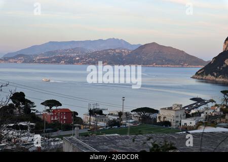 Capri - Panorama del golfo dalla Scala Fenicia Banque D'Images