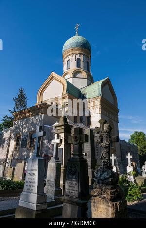 L'église orthodoxe Saint-Jean Climacus (en polonais : Cerkiew św. Jana Klimaka) et le cimetière orthodoxe (Cmentarz Wolski Prawosławny), district de Wola, ville de W. Banque D'Images