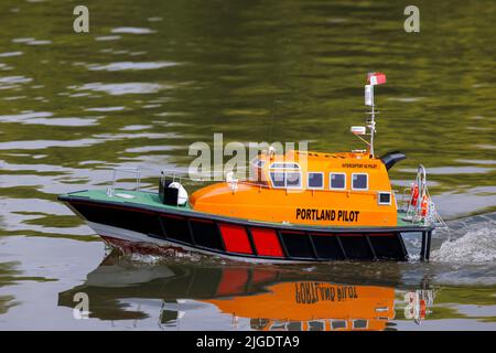 Maquettes de bateaux sur le lac Portishead Banque D'Images