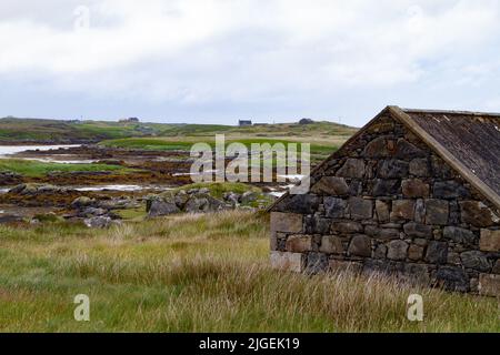 Disused byre, Loch Eynort, South Uist, Hebrides Banque D'Images