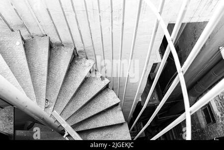 Escalier en colimaçon, randonnée jusqu'à la cour Banque D'Images
