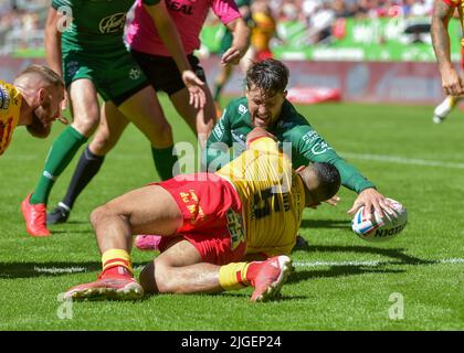 Newcastle, Royaume-Uni. 10th juillet 2022. Gareth Widdop de Warrington Wolves marque un essai Catalans Dragons V Warrington Wolves événement: Week-end magique 2022 lieu: St James Park, Newcastle, UK Date: 10th juillet 2022 crédit: Craig Cresswell/Alay Live News Banque D'Images