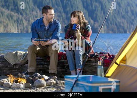 LUKE MACFARLANE, MEGHAN ORY, LE LIVRE DE MÉMOIRE, 2014 Banque D'Images