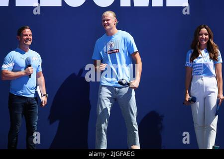 Manchester, Royaume-Uni. 10th juillet 2022. Erling Haaland de Manchester City photographié lors de la présentation par les fans de leurs nouvelles enseignes au stade Etihad, Manchester. Crédit photo devrait lire: Isaac Parkin/Sportimage crédit: Sportimage/Alay Live News Banque D'Images