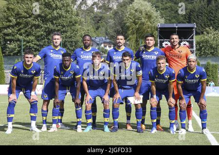 Mezzano, Italie. 09th juillet 2022. Photo d'équipe Hellas Verona pendant Hellas Verona vs US Primiero, 1Â° frendly match pré-saison Serie A Tim 2022-23, au 'Centro Sportivo Intercomunale' Mezzano di Fiera di Primiero (TN), Italie, on 09 juillet 2022. Crédit : Agence photo indépendante/Alamy Live News Banque D'Images