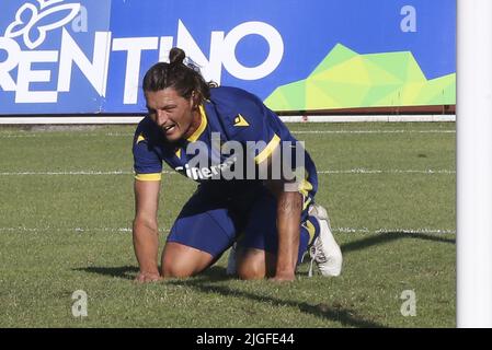 Mezzano, Italie. 09th juillet 2022. Milan Djuric de Hellas Verona FCF Hellas Verona vs US Primiero, 1Â° frendly match pré-saison Serie A Tim 2022-23, au 'Centro Sportivo Intercomunale' Mezzano di Fiera di Primiero (TN), Italie, on 09 juillet 2022. Crédit : Agence photo indépendante/Alamy Live News Banque D'Images