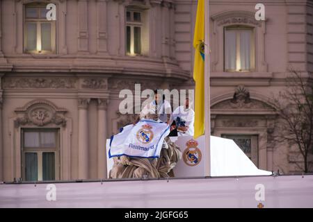 L'équipe du Real Madrid célébrant le titre espagnol de la Liga 35th sur la place Cibeles Banque D'Images