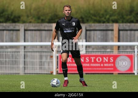 PENRITH, ROYAUME-UNI. 9th JUIL George Ray de Barrow pendant le match amical d'avant-saison entre Penrith et Barrow au parc Frenchfield, Penrith, le samedi 9th juillet 2022. (Credit: Mark Fletcher | MI News) Credit: MI News & Sport /Alay Live News Banque D'Images