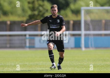 PENRITH, ROYAUME-UNI. 9th JUILLET Samuel Foley de Barrow pendant le match amical d'avant-saison entre Penrith et Barrow au parc Frenchfield, Penrith, le samedi 9th juillet 2022. (Credit: Mark Fletcher | MI News) Credit: MI News & Sport /Alay Live News Banque D'Images