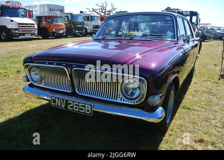 Un Zephyr 1964 de Ford a été exposé au salon automobile classique de la collection de véhicules historiques de 47th, Powderham, Devon, Angleterre, Royaume-Uni. Banque D'Images