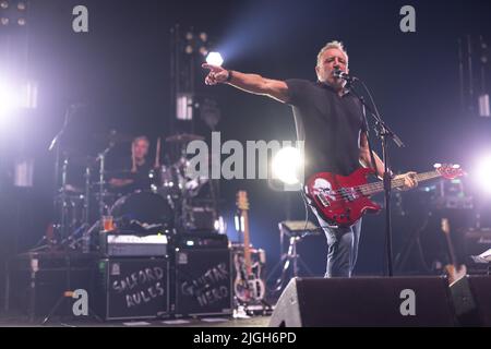 Londres, Royaume-Uni. Dimanche 10 juillet 2022. Peter Hook et The Light exécutant l'original 'Joy Division : A Celebration' à la Brixton Academy de Londres. Photo: Richard Gray/Alamy Live News Banque D'Images