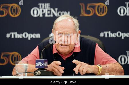 Jack Nicklaus lors d'une conférence de presse sur une journée d'entraînement au Old course, St Andrews. Date de la photo: Lundi 11 juillet 2022. Banque D'Images