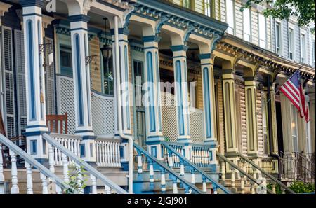 Maisons de style Queen Anne sur Webster place à Brooklyn, New York Banque D'Images