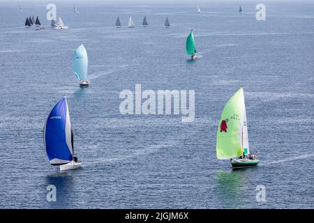 Crosshaven, Cork, Irlande. 11th juillet 2022. Yachts Hero et Imp ensemble comme ils se dirigent vers la maison pendant la Volvo Cork week qui se tient à Crosshaven, Co. Cork. - Crédit; David Creedon / Alamy Live News Banque D'Images