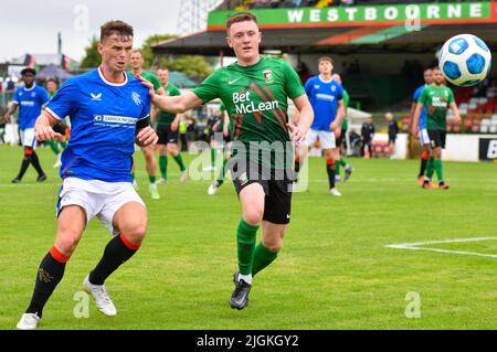 Glentoran vs Rangers B, amis d'avant-saison, Bet McLean Oval, dimanche 10th juillet 2022 Banque D'Images