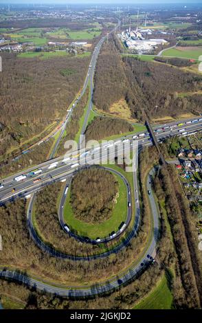 Vue aérienne, triangle autoroutier des autoroutes A2 et A31, forêt urbaine, Bottrop, région de la Ruhr, Rhénanie-du-Nord-Westphalie, Allemagne, autoroute, DE, EUR Banque D'Images