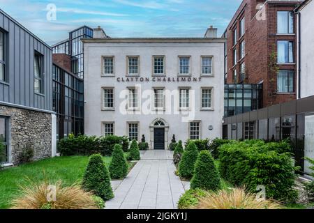 L'entrée du Clayton Charlemont, un hôtel 4 étoiles sur la rue Charlemont, Dublin, Irlande. Fait partie du groupe d'hôtels Dalata. Banque D'Images