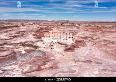 Station de recherche Mars dans le désert près de Hanksville au lever du soleil. Utah. Antenne Banque D'Images