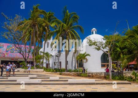 Chapelle de notre Dame de curch blanc à Playa del Carmen, Quintana Roo, Yukatan, Mexique. Banque D'Images