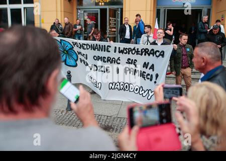 Wroclaw, Wroclaw, Pologne. 11th juillet 2022. À Wroclaw, les nationalistes ont célébré la Journée du souvenir des victimes du génocide commis par les nationalistes ukrainiens sur les citoyens de la deuxième République polonaise (Credit image: © Krzysztof Zatycki/ZUMA Press Wire) Credit: ZUMA Press, Inc./Alay Live News Banque D'Images