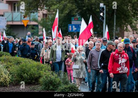 Wroclaw, Wroclaw, Pologne. 11th juillet 2022. À Wroclaw, les nationalistes ont célébré la Journée du souvenir des victimes du génocide commis par les nationalistes ukrainiens sur les citoyens de la deuxième République polonaise (Credit image: © Krzysztof Zatycki/ZUMA Press Wire) Credit: ZUMA Press, Inc./Alay Live News Banque D'Images