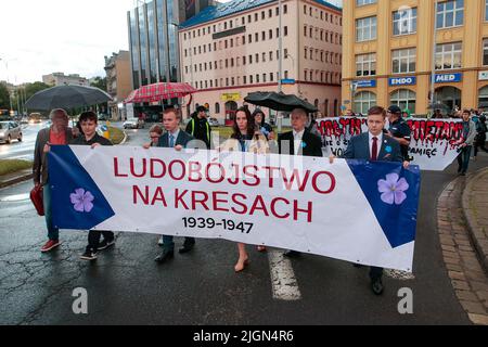 Wroclaw, Wroclaw, Pologne. 11th juillet 2022. À Wroclaw, les nationalistes ont célébré la Journée du souvenir des victimes du génocide commis par les nationalistes ukrainiens sur les citoyens de la deuxième République polonaise (Credit image: © Krzysztof Zatycki/ZUMA Press Wire) Credit: ZUMA Press, Inc./Alay Live News Banque D'Images