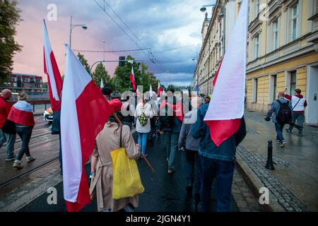 Wroclaw, Wroclaw, Pologne. 11th juillet 2022. À Wroclaw, les nationalistes ont célébré la Journée du souvenir des victimes du génocide commis par les nationalistes ukrainiens sur les citoyens de la deuxième République polonaise (Credit image: © Krzysztof Zatycki/ZUMA Press Wire) Credit: ZUMA Press, Inc./Alay Live News Banque D'Images