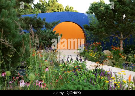 Over the Wall Garden (Matthew Childs, Gold Medal) Show Garden, RHS Hampton court Palace Garden Festival 2022, Londres, Angleterre, Royaume-Uni, Europe Banque D'Images