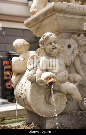 Sculpture de la fontaine, Positano, côte amalfitaine, Italie Banque D'Images