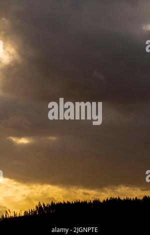 coucher de soleil sur l'eau de kielder, northumberland, royaume-uni Banque D'Images