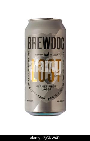 CAN de Brewdog perdu lager planète premier lager isolé sur fond blanc - la première bière carbone négatif au monde Banque D'Images