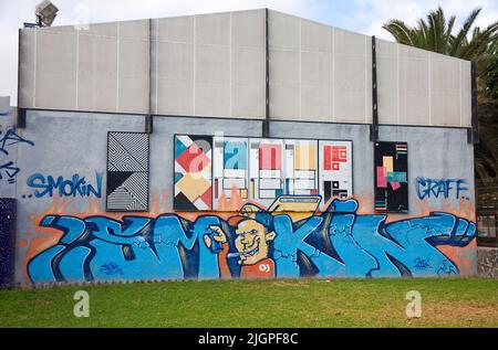 Graffiti sur un mur, maison dans la vieille ville de Las Palmas, Grand Canaries, îles Canaries, Espagne, Europe Banque D'Images