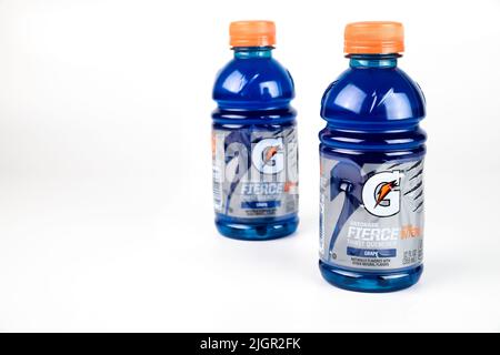 Améliorez votre hydratation avec la boisson sportive Gatorade. Banque D'Images