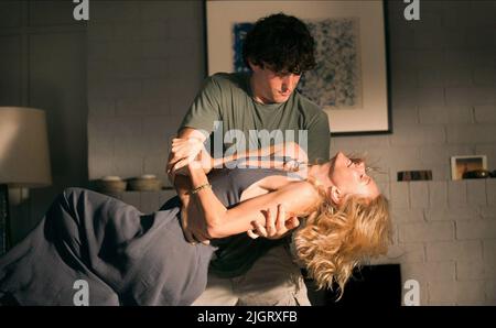 JAMES FRECHEVILLE, Naomi Watts, adorent, 2013 Banque D'Images