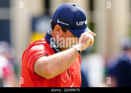 Patrick Reed des États-Unis portant des vêtements de marque LIV Golf pendant la quatrième journée d'entraînement de l'Open à l'Old course, St Andrews. Date de la photo: Mercredi 13 juillet 2022. Banque D'Images