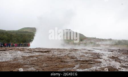 Vue générale d'un geyser à Haukadalur, Islande. Photo prise le 7th juillet 2022. © Belinda Jiao jiao.bilin@gmail.com 07598931257 https://www.belind Banque D'Images