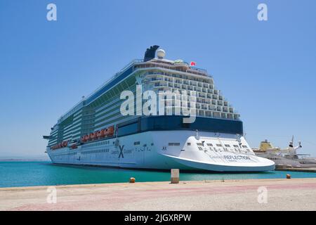 Le célèbre bateau de croisière Reflection Celebrity, dans le port de Katakolo, Grèce Banque D'Images