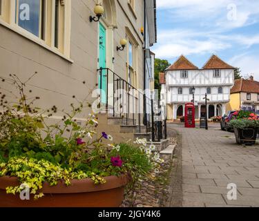 Essex, Royaume-Uni - 6 septembre 2021: Une vue sur l'historique Guildhall de Thaxted, depuis la rue High dans la ville pittoresque de Thaxted dans Essex, Royaume-Uni. Banque D'Images